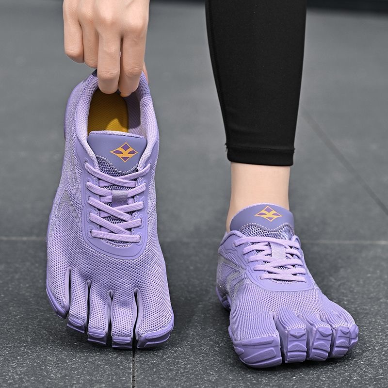 Weightlifting Shoes - プロ仕様のウェイトリフティング用トレーニングシューズ。男女兼用、デザイナーズフィットネス・ヨガシューズ。柔らかいソールで、スクワットやハードプルに適した、カップル向けのシューズ。